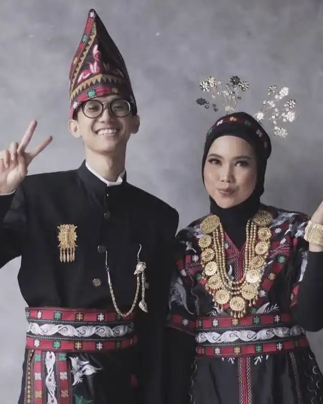 Baju adat sumatera